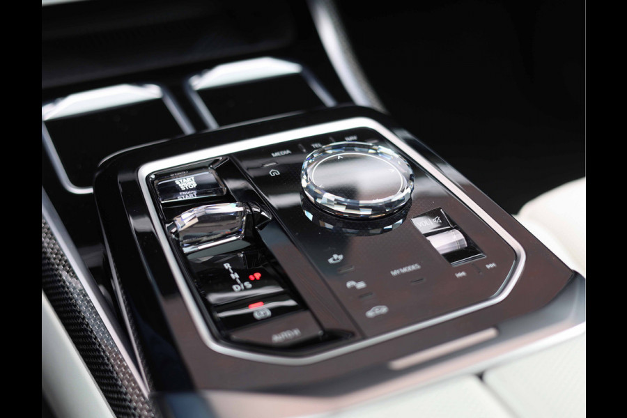 BMW 7 Serie M760e xDrive | Full option! - Theatre screen - Sky - Trekhaak