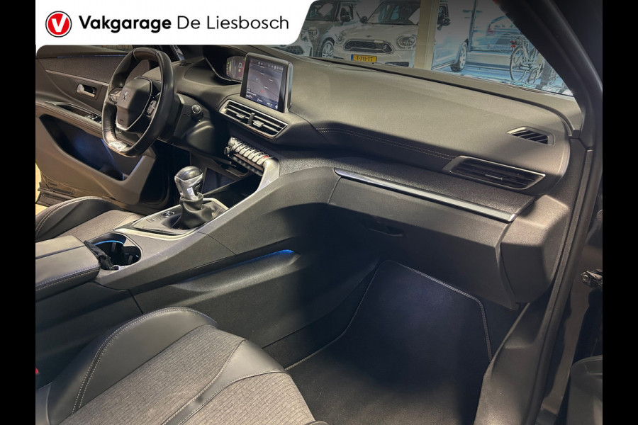 Peugeot 5008 1.2 PureTech GT-Line / 7 persoons / Panorama-dak / navigatie