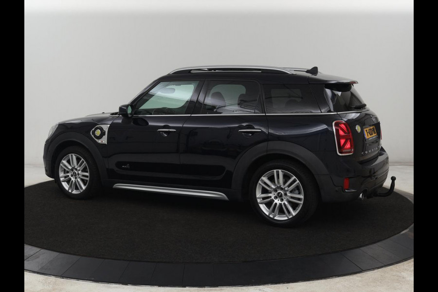 MINI Countryman 1.5 Cooper S E ALL4 Chili | Panoramadak | Leder | Head-Up | Harman/Kardon | Stoelverwarming | Adaptive cruise | Camera | Carplay | Navigatie | Climate control | PHEV | Plug In