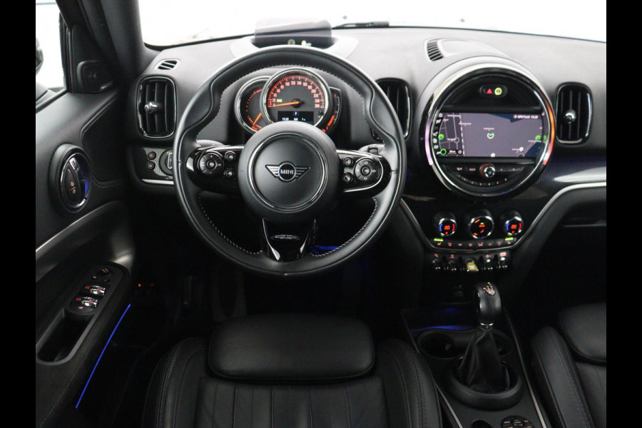 MINI Countryman 1.5 Cooper S E ALL4 Chili | Panoramadak | Leder | Head-Up | Harman/Kardon | Stoelverwarming | Adaptive cruise | Camera | Carplay | Navigatie | Climate control | PHEV | Plug In