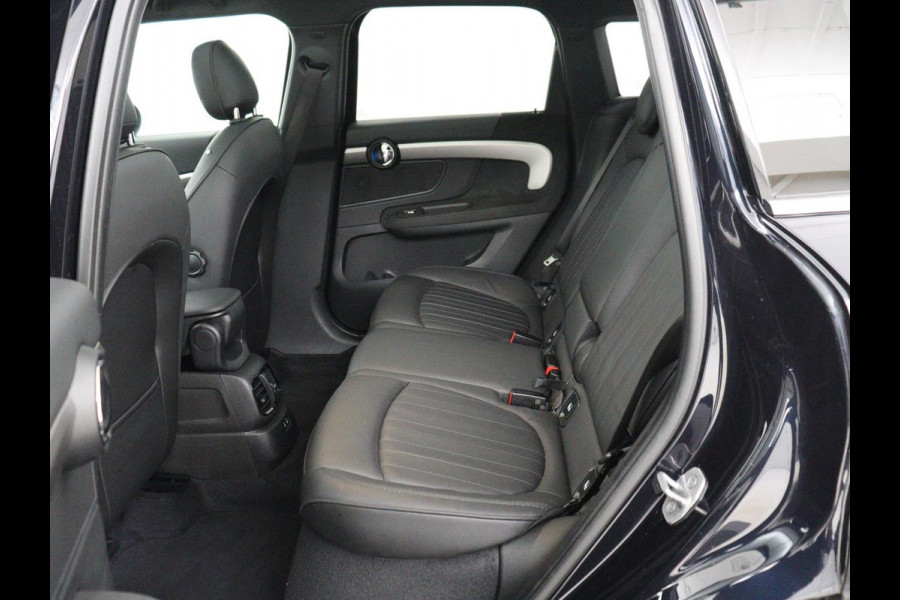 MINI Countryman 1.5 Cooper S E ALL4 Chili | Panoramadak | Leder | Head-Up | Harman/Kardon | Stoelverwarming | Adaptive cruise | Camera | Carplay | Navigatie | Climate control | PHEV | Plug In