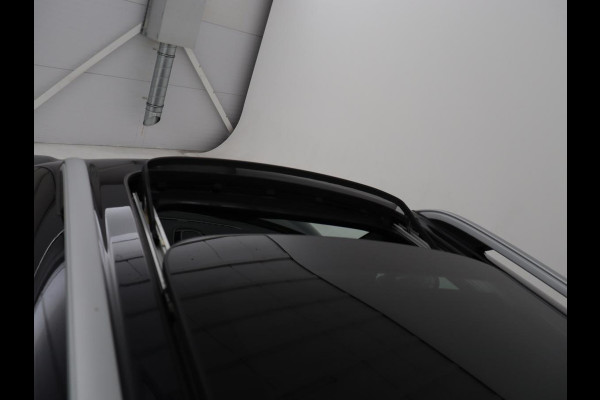 MINI Countryman 1.5 Cooper S E ALL4 Chili | Panoramadak | Leder | Head-Up | Harman/Kardon | Stoelverwarming | Adaptive cruise | Camera | Carplay | Navigatie | Climate control | PHEV | Plug In