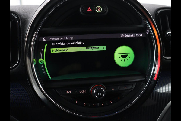 MINI Countryman 1.5 Cooper S E ALL4 Chili | Panoramadak | Leder | Head-Up | Harman/Kardon | Stoelverwarming | Adaptive cruise | Camera | Carplay | Navigatie | Climate control | PHEV | Plug In