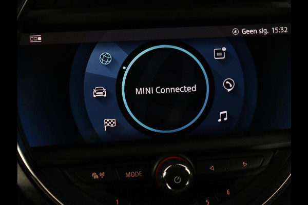 MINI Countryman 1.5 Cooper S E ALL4 Chili | Panoramadak | Leder | Head-Up | Harman/Kardon | Stoelverwarming | Adaptive cruise | Camera | Carplay | Navigatie | Climate control | PHEV | Plug In