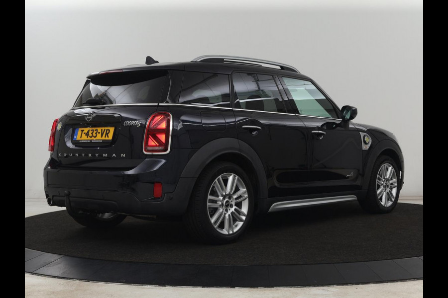 MINI Countryman 1.5 Cooper S E ALL4 Chili | Panoramadak | Leder | Head-Up | Harman/Kardon | Stoelverwarming | Adaptive cruise | Camera | Carplay | Navigatie | Climate control | PHEV | Plug In