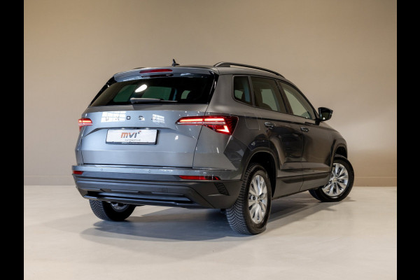 Škoda Karoq 1.5 TSI ACT Business Edition / 150pk / Achteruitrij camera / Sportstoelen / Adaptieve cruise control /