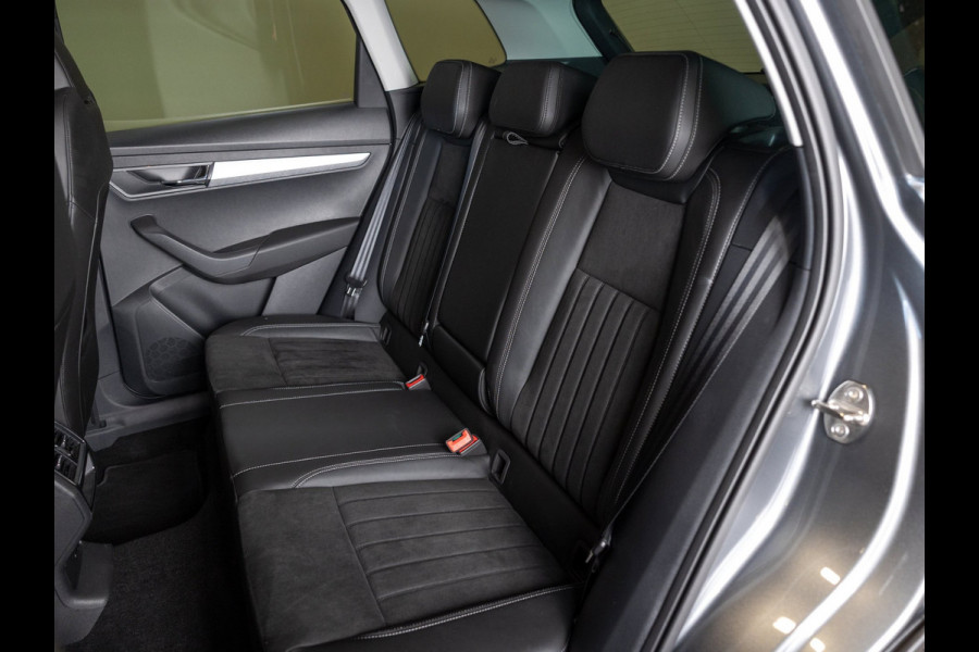 Škoda Karoq 1.5 TSI ACT Business Edition / 150pk / Achteruitrij camera / Sportstoelen / Adaptieve cruise control /