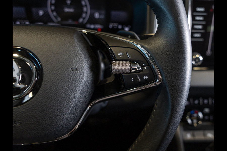 Škoda Karoq 1.5 TSI ACT Business Edition / 150pk / Achteruitrij camera / Sportstoelen / Adaptieve cruise control /