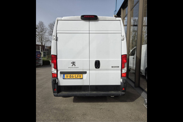 Peugeot Boxer 2.2 BlueHDi 140 Pk L2/H2 Airco Cruise Control Navigatie