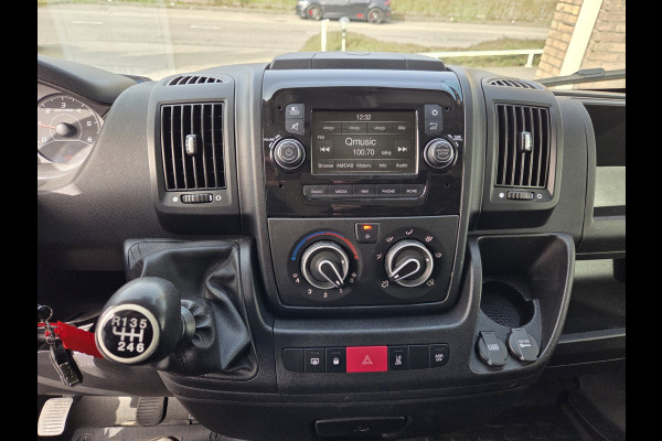 Peugeot Boxer 2.2 BlueHDi 140 Pk L2/H2 Airco Cruise Control Navigatie