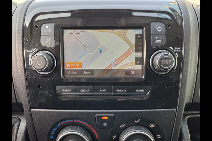 Peugeot Boxer 2.2 BlueHDi 140 Pk L2/H2 Airco Cruise Control Navigatie