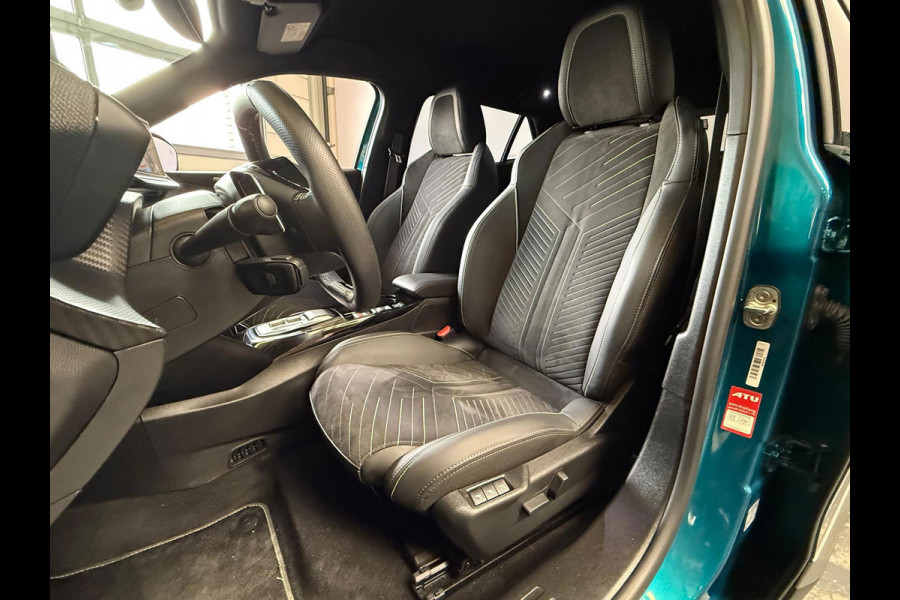 Peugeot 2008 1.2 Hybrid 145 GT Automaat, Stoelverwarming, Navi, Camera