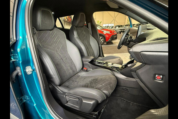 Peugeot 2008 1.2 Hybrid 145 GT Automaat, Stoelverwarming, Navi, Camera