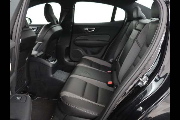 Volvo S60 2.0 T6 AWD Twin Engine R-Design | Stoelverwarming | Adaptive cruise | Standkachel | Camera | 19'' | Carplay | Full LED | Navigatie | Side Assist | Half leder | Origineel NL | PHEV | Plug In