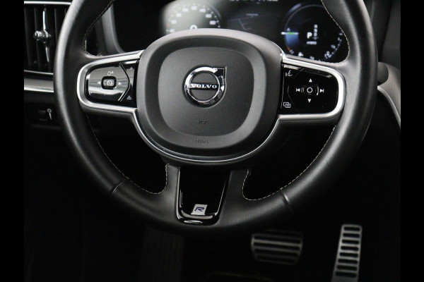 Volvo S60 2.0 T6 AWD Twin Engine R-Design | Stoelverwarming | Adaptive cruise | Standkachel | Camera | 19'' | Carplay | Full LED | Navigatie | Side Assist | Half leder | Origineel NL | PHEV | Plug In