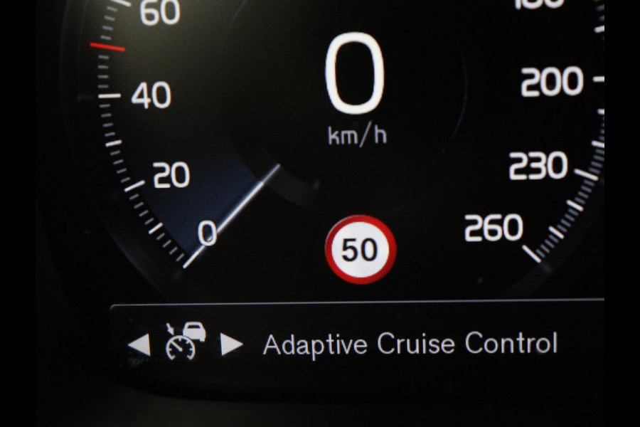 Volvo S60 2.0 T6 AWD Twin Engine R-Design | Stoelverwarming | Adaptive cruise | Standkachel | Camera | 19'' | Carplay | Full LED | Navigatie | Side Assist | Half leder | Origineel NL | PHEV | Plug In