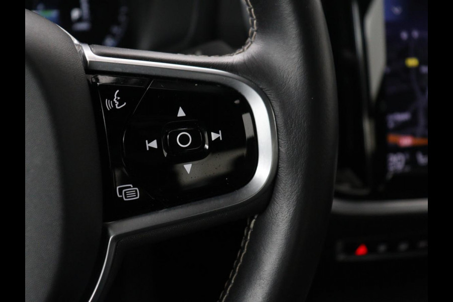 Volvo S60 2.0 T6 AWD Twin Engine R-Design | Stoelverwarming | Adaptive cruise | Standkachel | Camera | 19'' | Carplay | Full LED | Navigatie | Side Assist | Half leder | Origineel NL | PHEV | Plug In