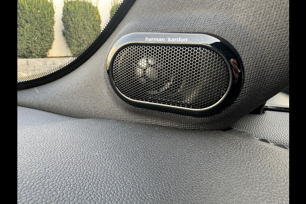 MINI Cooper SE Yours Stuurverwarming Head-up, Harman kardon, Panoramadak, Leder, Adaptieve Cruise Neem contact op en we maken een afspraak!