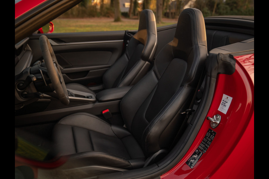 Porsche 911 Cabrio 3.0 Carrera | Sportuitlaat | Stoelventilatie | Sport Chrono | Bose