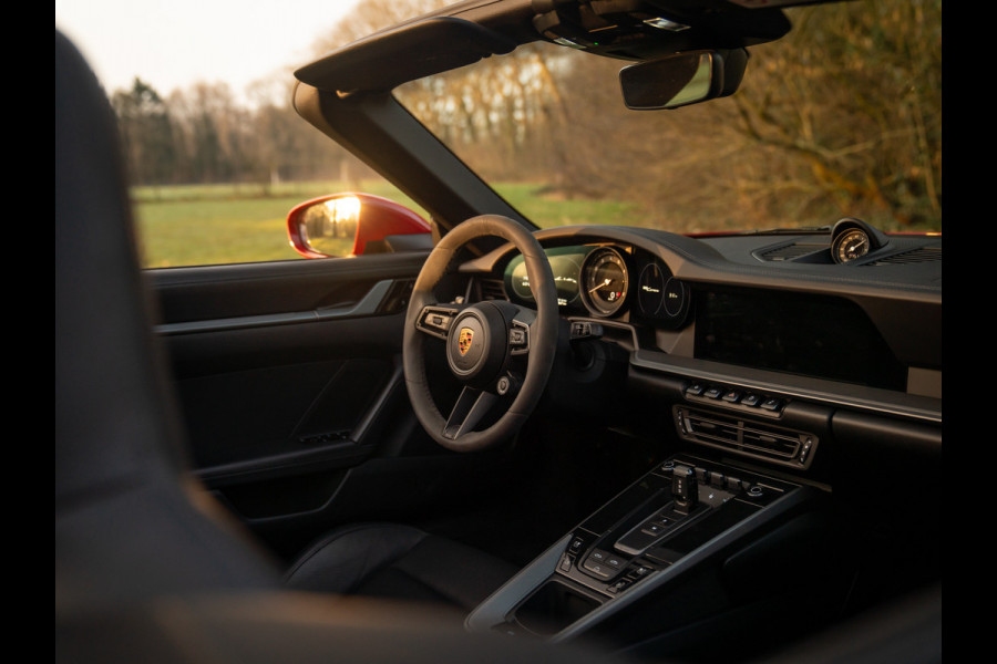 Porsche 911 Cabrio 3.0 Carrera | Sportuitlaat | Stoelventilatie | Sport Chrono | Bose