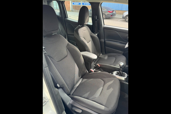 Jeep Renegade 1.0 TGDi Limited - Navigatie I Airco I PDC I Achteruitrij Camera I Stoel verwarming I Comfort pakket I