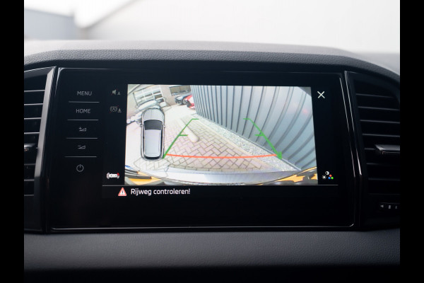 Škoda Karoq 1.5 TSI ACT Sportline Business | Leder | Camera | Adapt. Cruise control | Stoel & Stuur verw. | Prijs Rijklaar!!