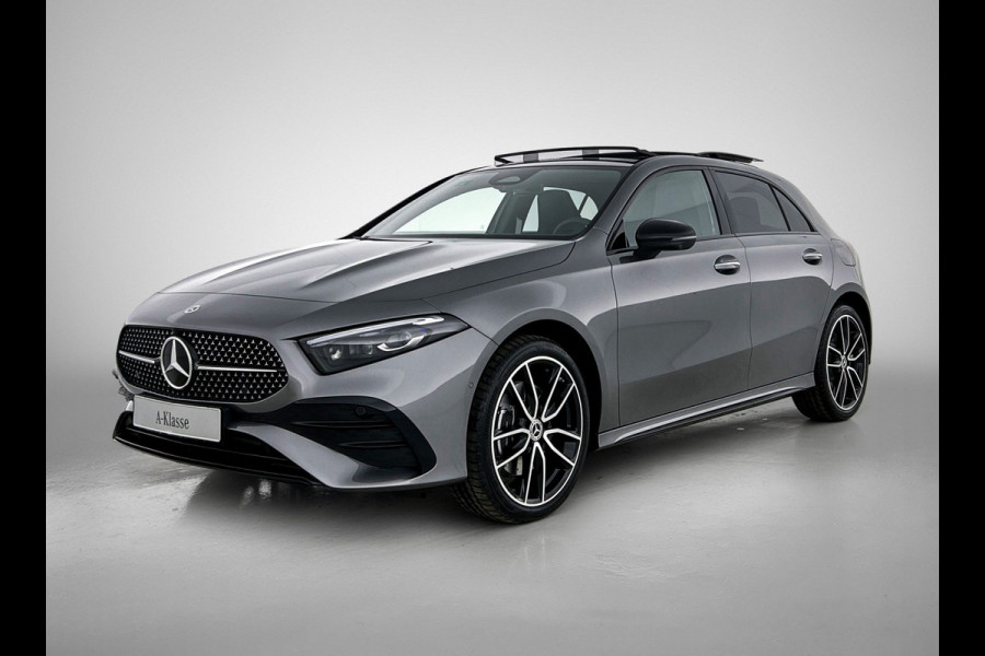 Mercedes-Benz A-Klasse 250 e Business Solution AMG | AMG Line Plus pakket | Trekhaak | 360° camera | Smartphone-integratie | Panoramaschuifdak | MULTIBEAM LED | Head-up display | 19 inch AMG velgen | Augmented Reality navigatie |