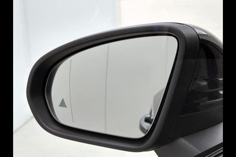 Mercedes-Benz A-Klasse 250 e Business Solution AMG | AMG Line Plus pakket | Trekhaak | 360° camera | Smartphone-integratie | Panoramaschuifdak | MULTIBEAM LED | Head-up display | 19 inch AMG velgen | Augmented Reality navigatie |