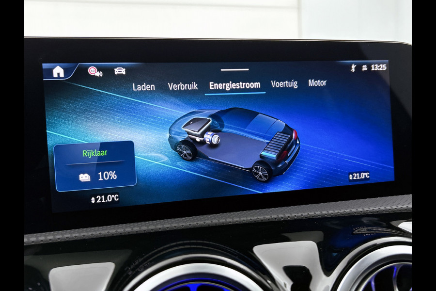 Mercedes-Benz A-Klasse 250 e Business Solution AMG | AMG Line Plus pakket | Trekhaak | 360° camera | Smartphone-integratie | Panoramaschuifdak | MULTIBEAM LED | Head-up display | 19 inch AMG velgen | Augmented Reality navigatie |