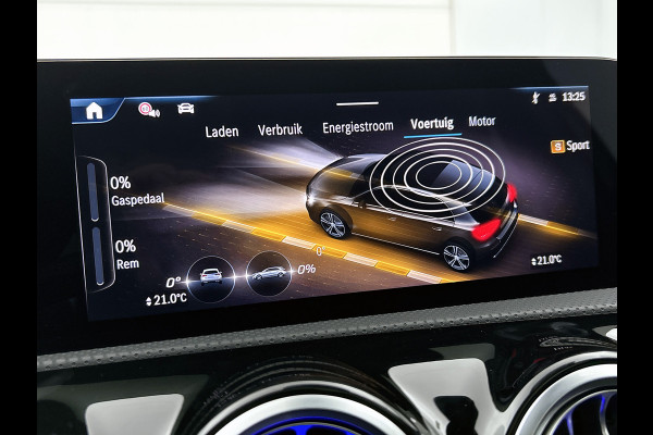 Mercedes-Benz A-Klasse 250 e Business Solution AMG | AMG Line Plus pakket | Trekhaak | 360° camera | Smartphone-integratie | Panoramaschuifdak | MULTIBEAM LED | Head-up display | 19 inch AMG velgen | Augmented Reality navigatie |
