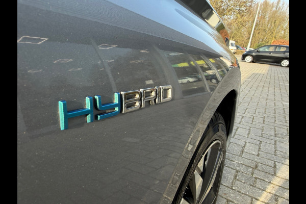 Peugeot 308 SW 1.6 Plug-in Hybrid 180 E-EAT8 Active Pack Business / Navi / Climate / Cruise / Virtual cockpit.