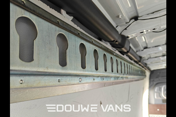 Mercedes-Benz Sprinter L3 317 Airco Cruise Control DAB MBUX Navi Geveerde Stoel