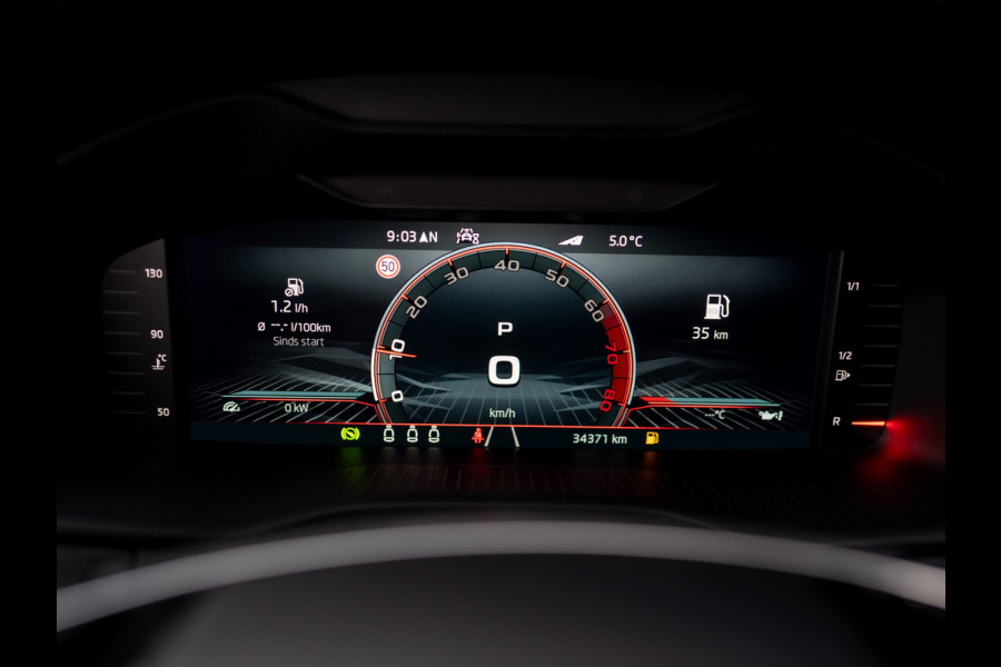 Škoda Karoq 1.5 TSI ACT Sportline Business | Elk. A-klep | Camera | Lane Assist | Stoel & Stuur verw. | Prijs Rijklaar!!