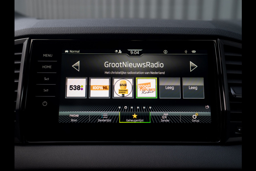 Škoda Karoq 1.5 TSI ACT Sportline Business | Elk. A-klep | Camera | Lane Assist | Stoel & Stuur verw. | Prijs Rijklaar!!