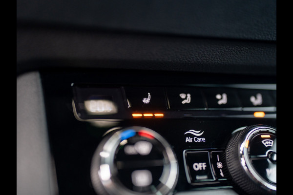 Škoda Karoq 1.5 TSI ACT Sportline Business | Elk. A-klep | Camera | Lane Assist | Stoel & Stuur verw. | Prijs Rijklaar!!