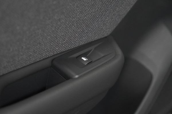 Citroën C5 X 1.6 Plug-in Hybrid 225 Business | Apple Carplay | Parkeersensoren | Navigatie