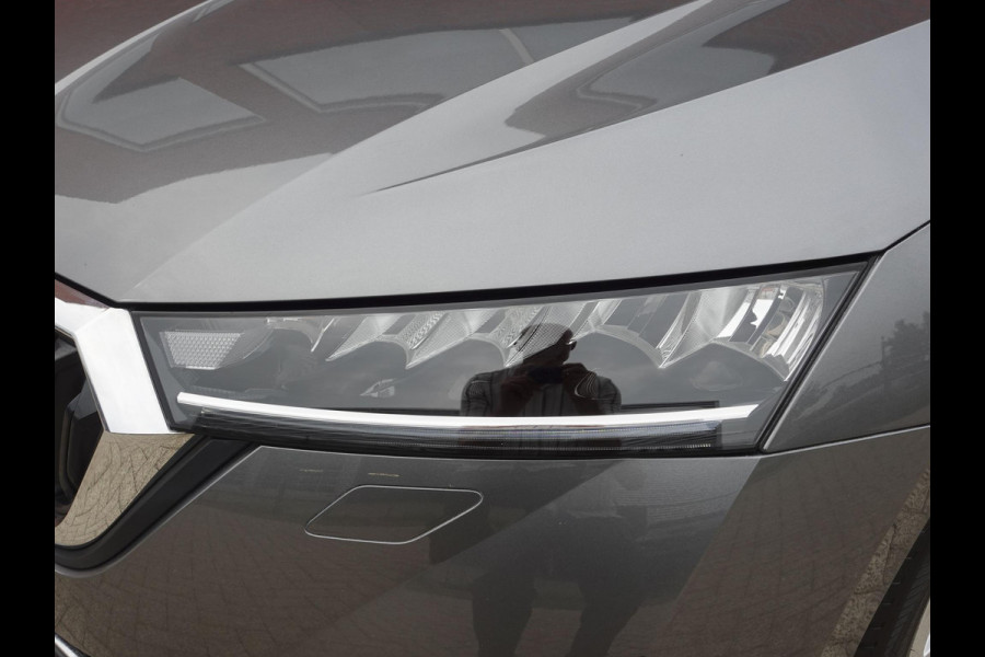 Škoda Octavia Combi 1.0 TSI 110pk Business Edition Plus | Navigatie | Apple Carplay/Android Auto | Camera | Parkeersensoren | Elektrische achterklep | Blind Spot Assist | Adaptive Cruise Control | Virtual Cockpit | Stoelverwarming | Ledverlichting | Sfeerverlichting | Climate Control