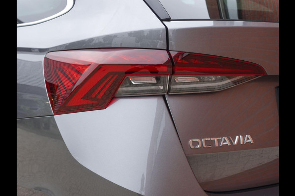 Škoda Octavia Combi 1.0 TSI 110pk Business Edition Plus | Navigatie | Apple Carplay/Android Auto | Camera | Parkeersensoren | Elektrische achterklep | Blind Spot Assist | Adaptive Cruise Control | Virtual Cockpit | Stoelverwarming | Ledverlichting | Sfeerverlichting | Climate Control