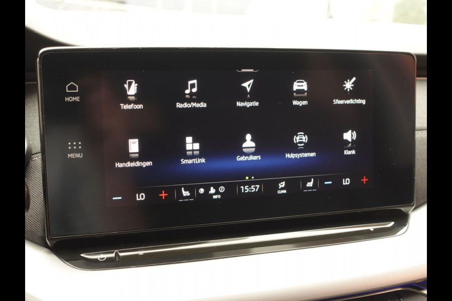 Škoda Octavia Combi 1.0 TSI 110pk Business Edition Plus | Navigatie | Apple Carplay/Android Auto | Camera | Parkeersensoren | Elektrische achterklep | Blind Spot Assist | Adaptive Cruise Control | Virtual Cockpit | Stoelverwarming | Ledverlichting | Sfeerverlichting | Climate Control