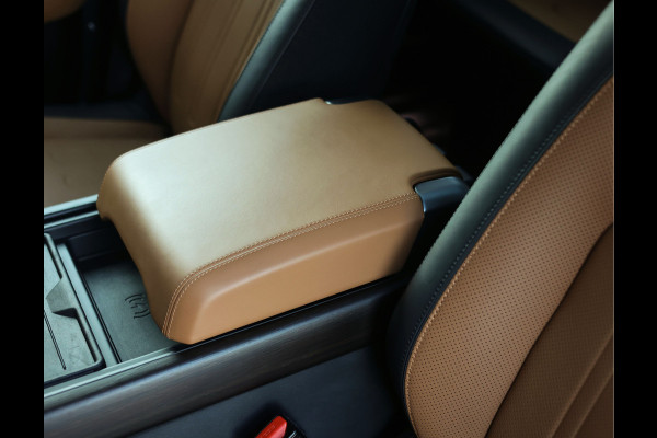 Land Rover Defender 110 P400e 110 X | Pano - HUD - Meridian