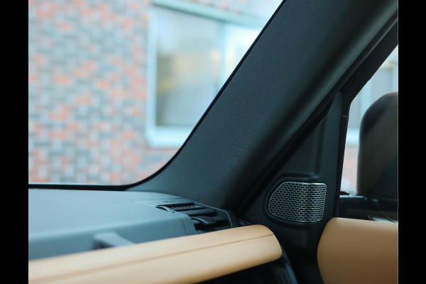 Land Rover Defender 110 P400e 110 X | Pano - HUD - Meridian