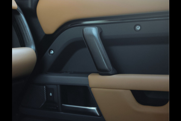 Land Rover Defender 110 P400e 110 X | Pano - HUD - Meridian