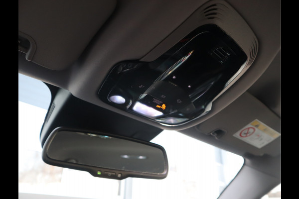 Alfa Romeo Giulia 2.0T Super Adaptive CC / Navi/ Camera /Pdc / Carplay /Stoel/Stuurverw / Automaat