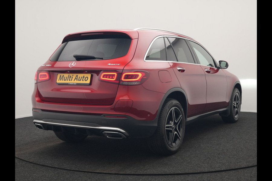 Mercedes-Benz GLC 300e 4MATIC Business Solution AMG Plug In Hybrid 320pk Dealer O.H. PHEV | Camera | Alcantara Sportstoelen Verwarmd | Apple Carplay | Keyless | Navigatie | DAB | Cruise Control |