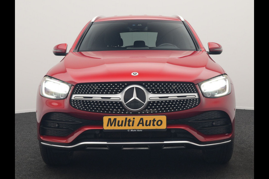 Mercedes-Benz GLC 300e 4MATIC Business Solution AMG Plug In Hybrid 320pk Dealer O.H. PHEV | Camera | Alcantara Sportstoelen Verwarmd | Apple Carplay | Keyless | Navigatie | DAB | Cruise Control |