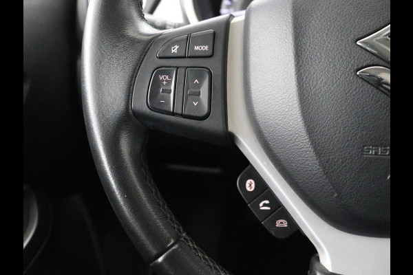Suzuki Vitara 1.4 Boosterjet Style Smart Hybrid | Panoramadak | Leder/Alcantara | Stoelverwarming | Trekhaak | Camera | Carplay | Navigatie | Keyless | Full LED | Adaptive cruise | Climate control