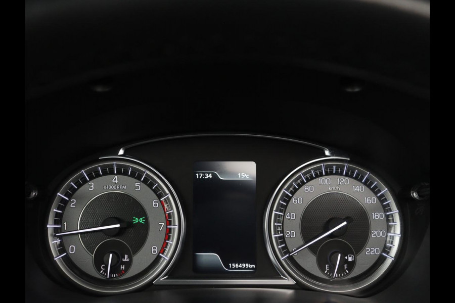 Suzuki Vitara 1.4 Boosterjet Style Smart Hybrid | Panoramadak | Leder/Alcantara | Stoelverwarming | Trekhaak | Camera | Carplay | Navigatie | Keyless | Full LED | Adaptive cruise | Climate control