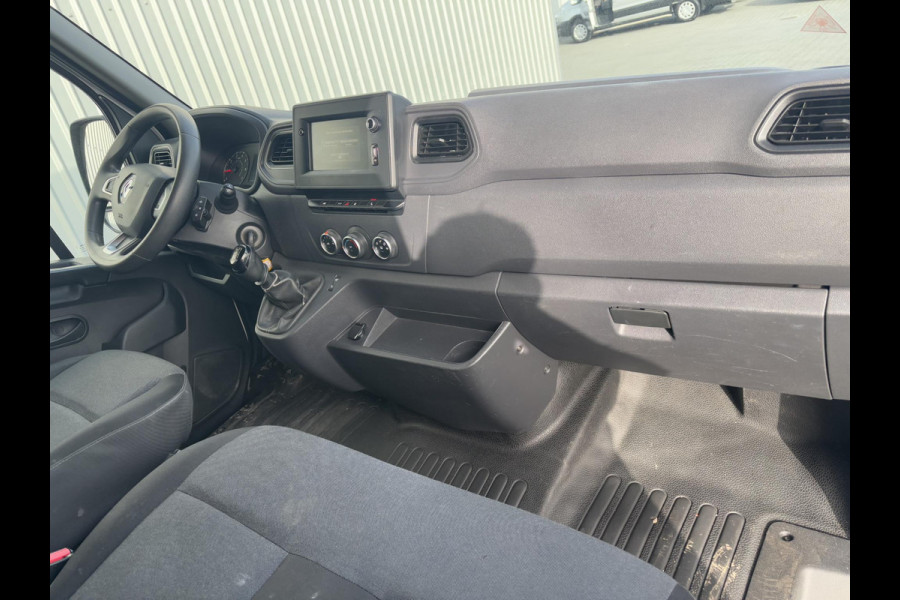 Renault Master T35 2.3 dCi 135 L2H2*A/C*CRUISE*NAVI*HAAK*CAM*