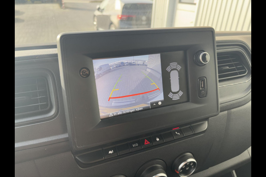 Renault Master T35 2.3 dCi 135 L2H2*A/C*CRUISE*NAVI*HAAK*CAM*