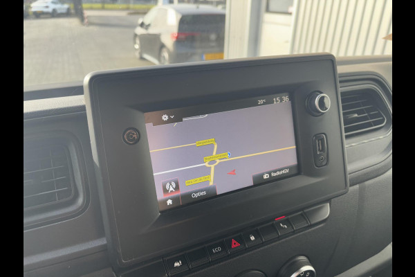 Renault Master T35 2.3 dCi 135 L2H2*A/C*CRUISE*NAVI*HAAK*CAM*